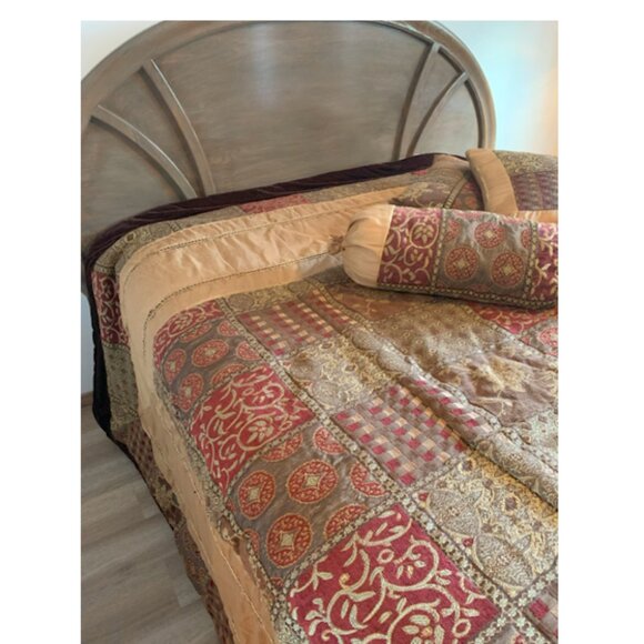 Tuscan Opulent Old World Patchwork Comforter Set - Double/Queen Size - Picture 12 of 14